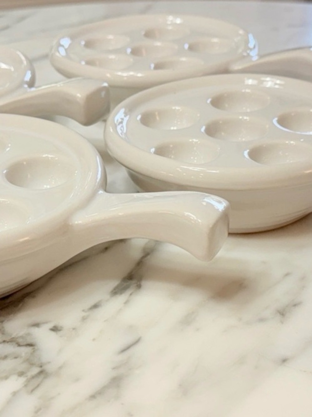 Set of 4 White French Ceramic Escargot Bakers – 6‑Well Vintage Serveware - Picture 9 of 15